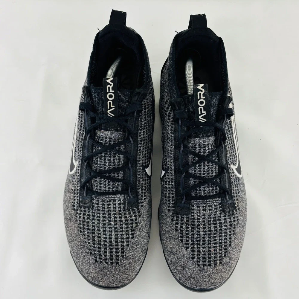 Nike Air VaporMax 2021 Flyknit Oreo Gray Shoes Mens Size 13 Running DC9394-001